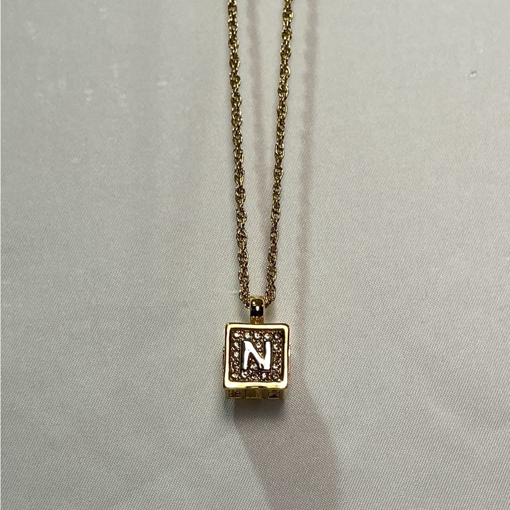 Vintage Nina Ricci Cube Dice Rhinestone Pendant NR Logo Gold Silver Necklace - Picture 2 of 10